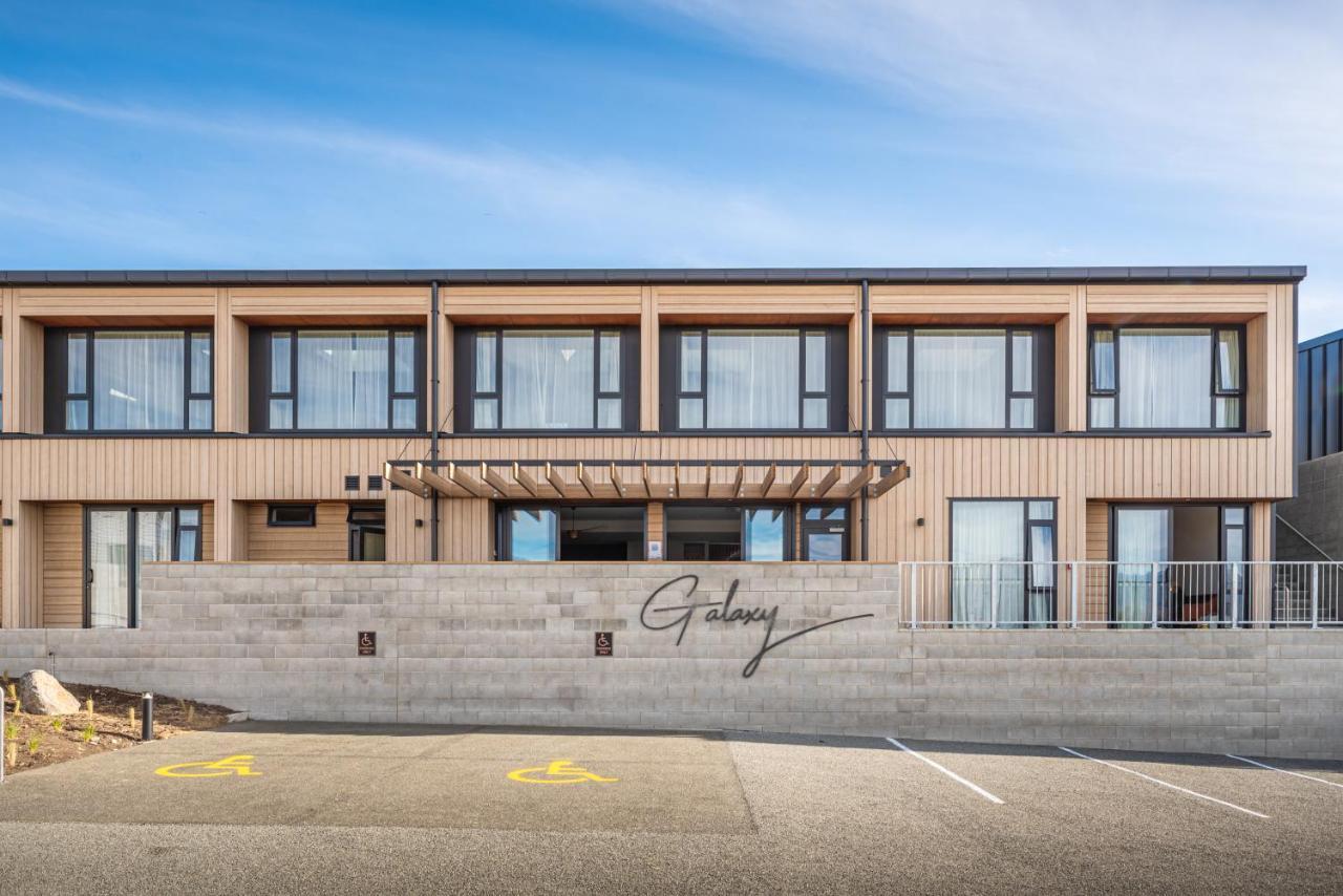 Galaxy Boutique Hotel Lake Tekapo Exterior photo Galaxy Studios